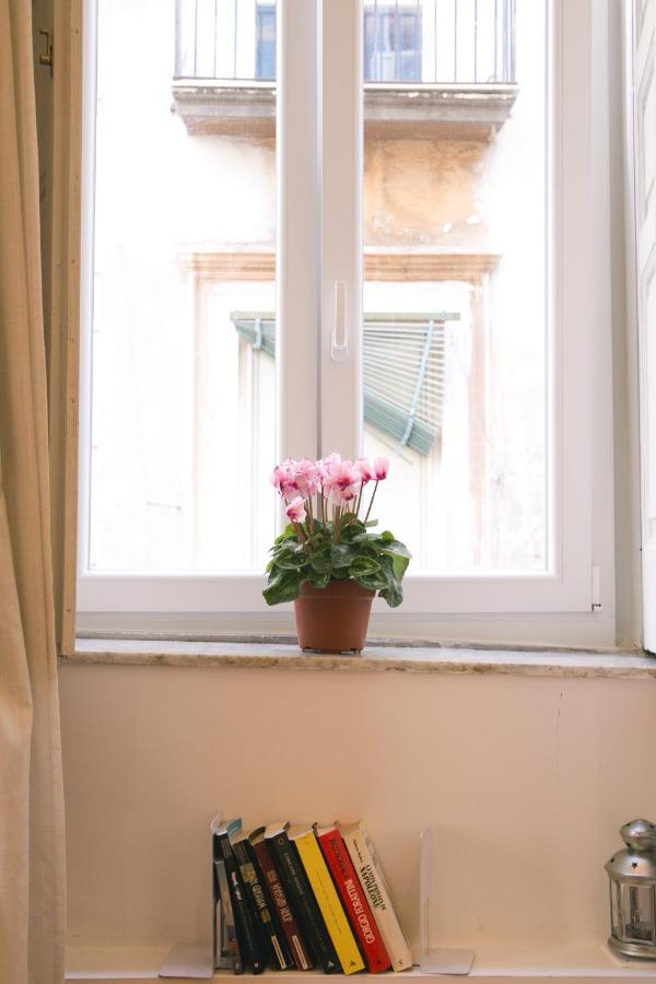 那不勒斯La Casa Del Nespolo, 2 Terrazzi E 2 Bagni In Centro公寓 外观 照片